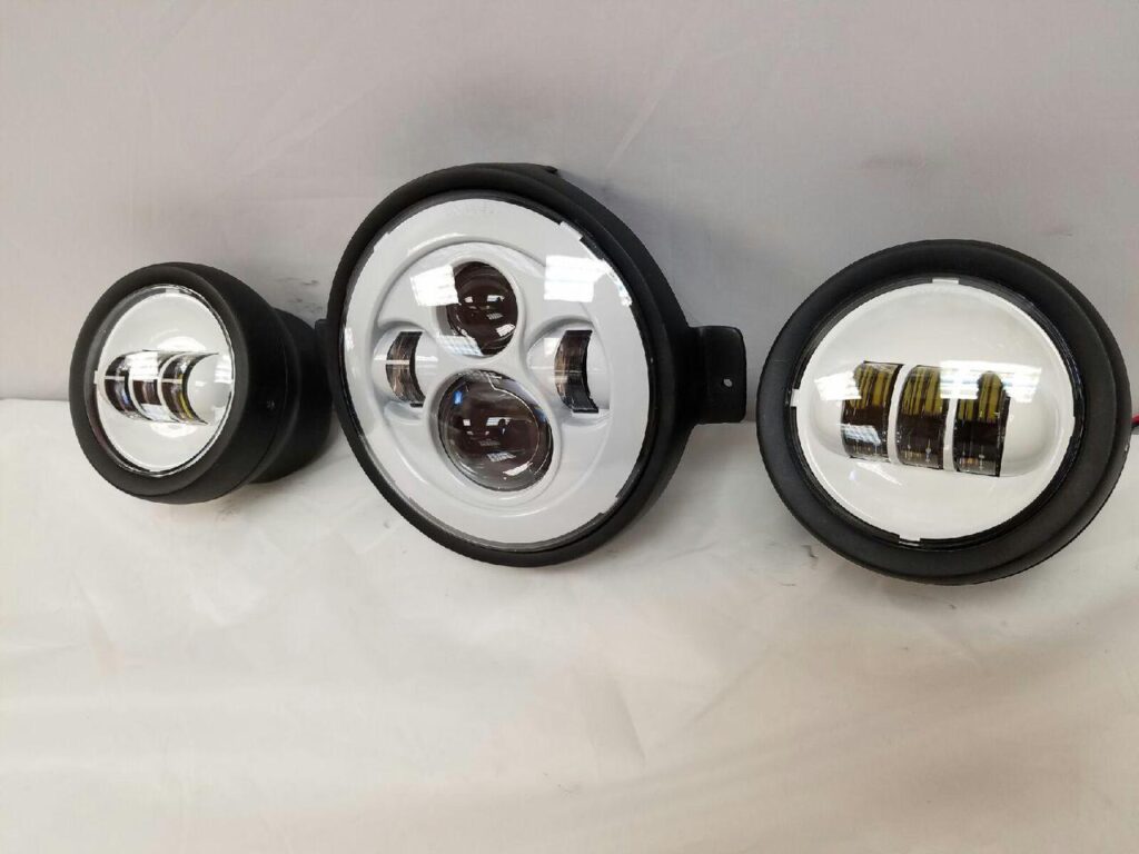 7 Kawasaki Voyager Vaquero DAYMAKER Headlight Dual 4 5 4 1 2 