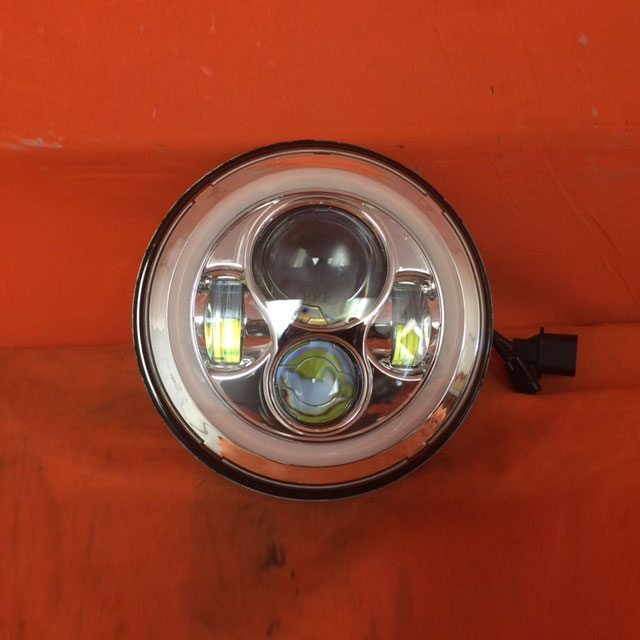 thumbnail image 2 of Angel Halo Eye Projector Headlights With Built-In LED/HID Bulbs For Can-Am 2 of 6