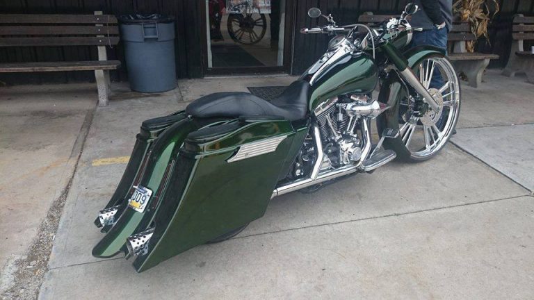 softail stretched bags